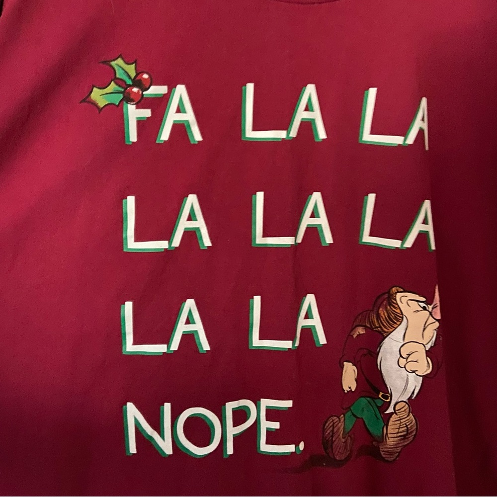 Lot of 2 Grumpy themed short sleeve tees - Picture 2 of 8